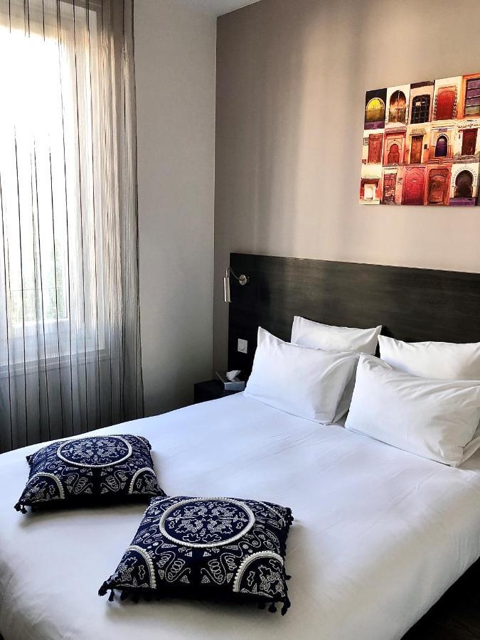 Hotel Saint Louis เอก-มอร์ต ภายนอก รูปภาพ