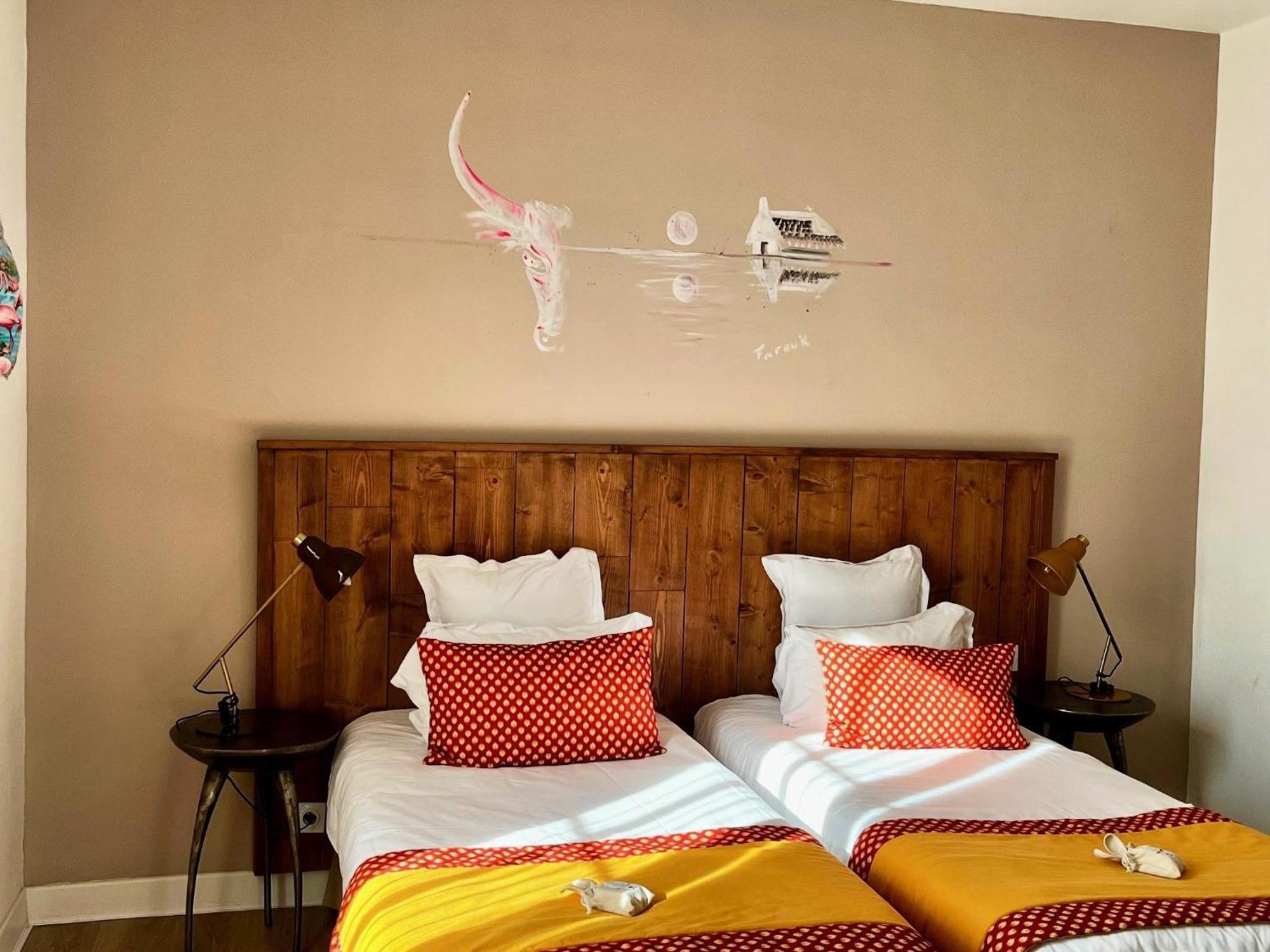 Hotel Saint Louis เอก-มอร์ต ภายนอก รูปภาพ