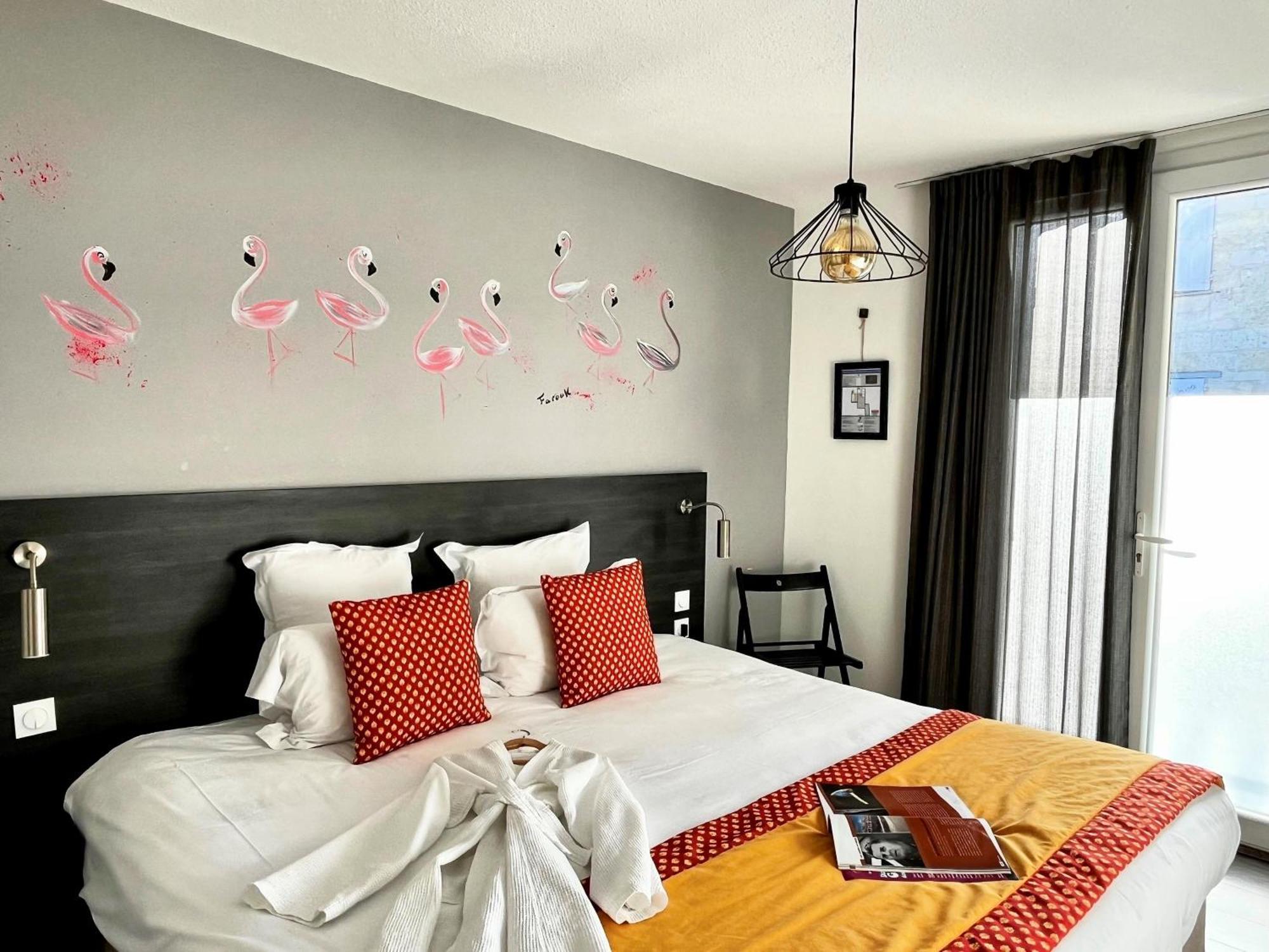Hotel Saint Louis เอก-มอร์ต ภายนอก รูปภาพ