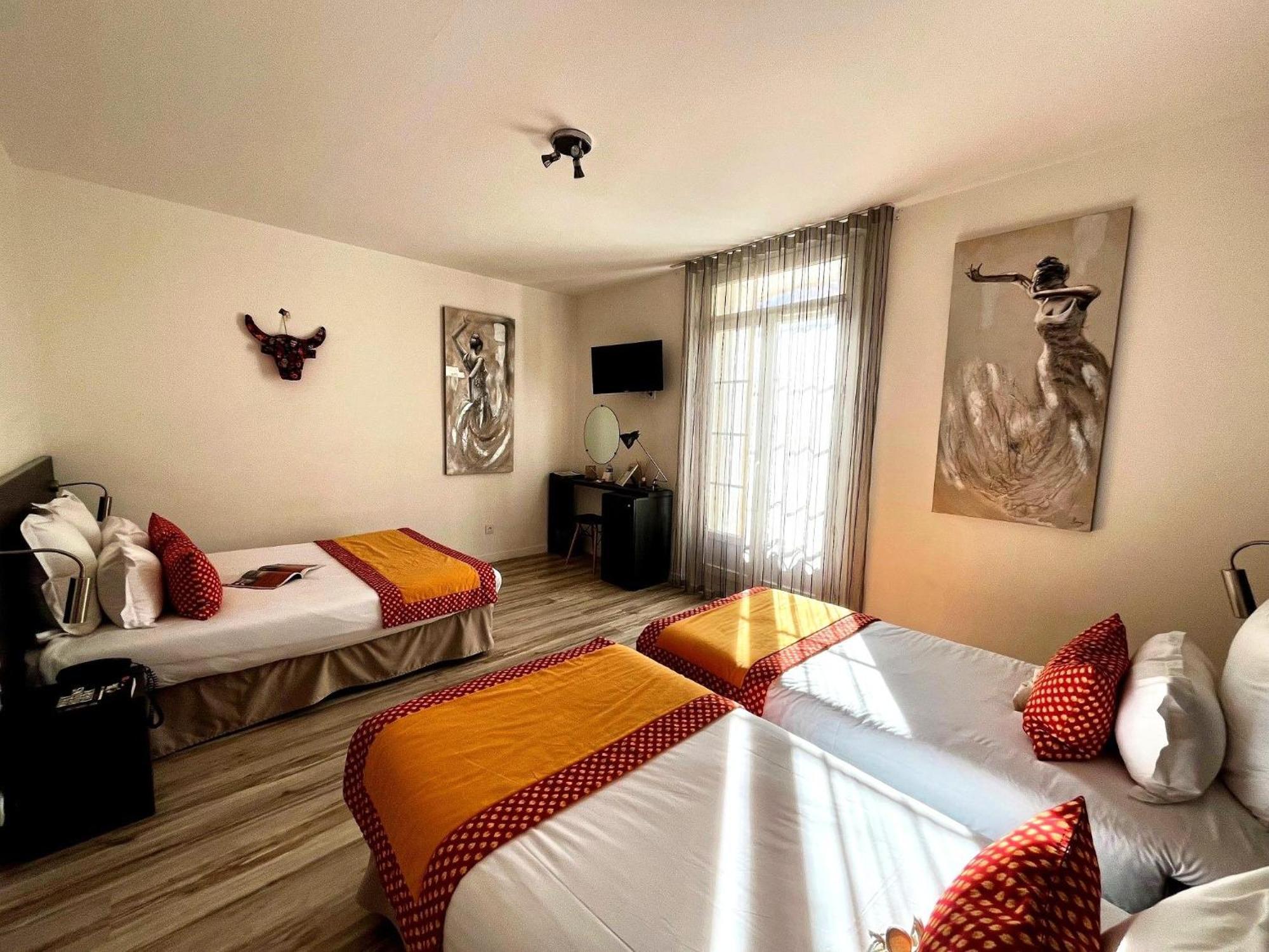 Hotel Saint Louis เอก-มอร์ต ภายนอก รูปภาพ