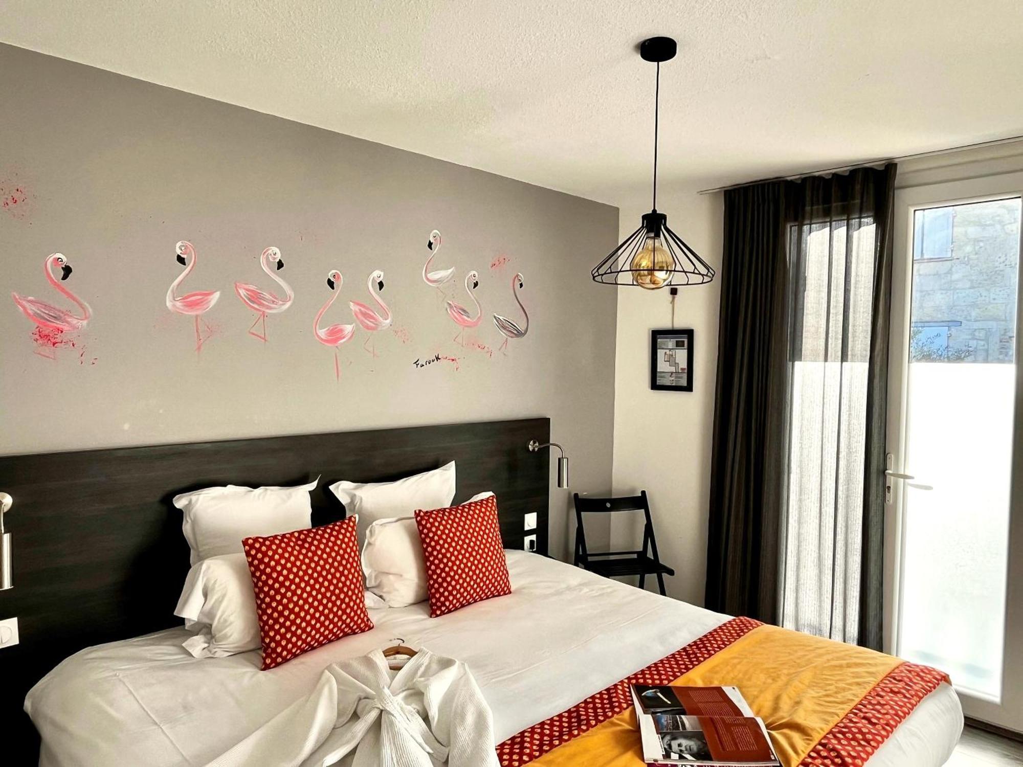 Hotel Saint Louis เอก-มอร์ต ภายนอก รูปภาพ